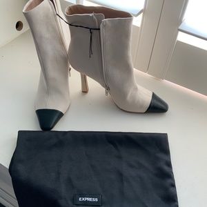 Express Boots New size 9